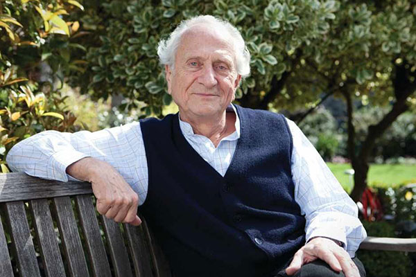 Πέθανε o Michel Roux, ο «νονός της σύγχρονης κουζίνας» www.MamaPeinao.gr